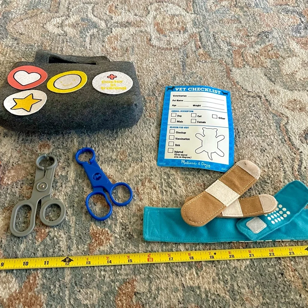 “4 for $20 Mix&Match” Toddler Kids Toy Doctor Pet Vet Kit‎